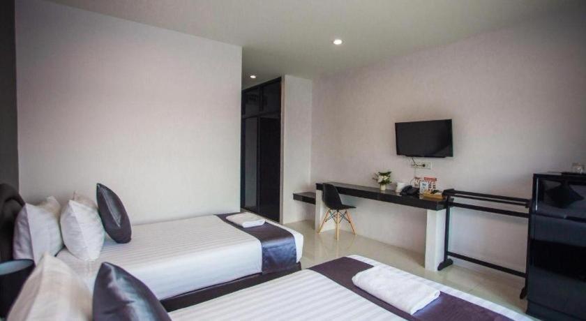 The Bed Hotel Пхитсанулок Экстерьер фото